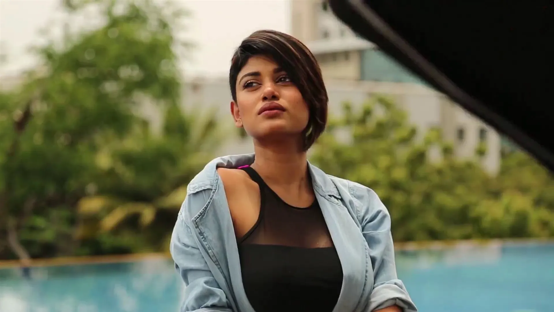 oviya